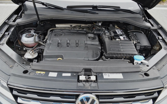 Volkswagen Tiguan cena 94700 przebieg: 196554, rok produkcji 2019 z Piechowice małe 781